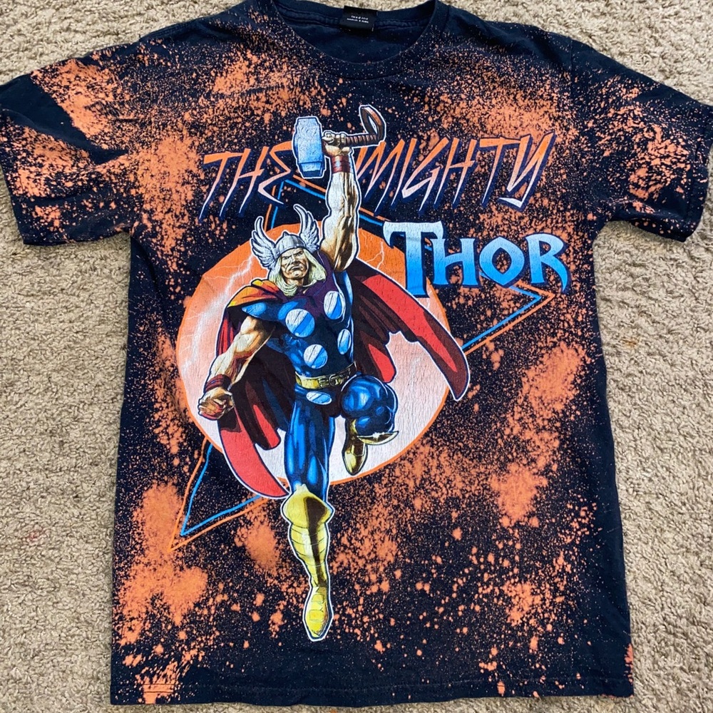 Women’s small Thor bleached tee